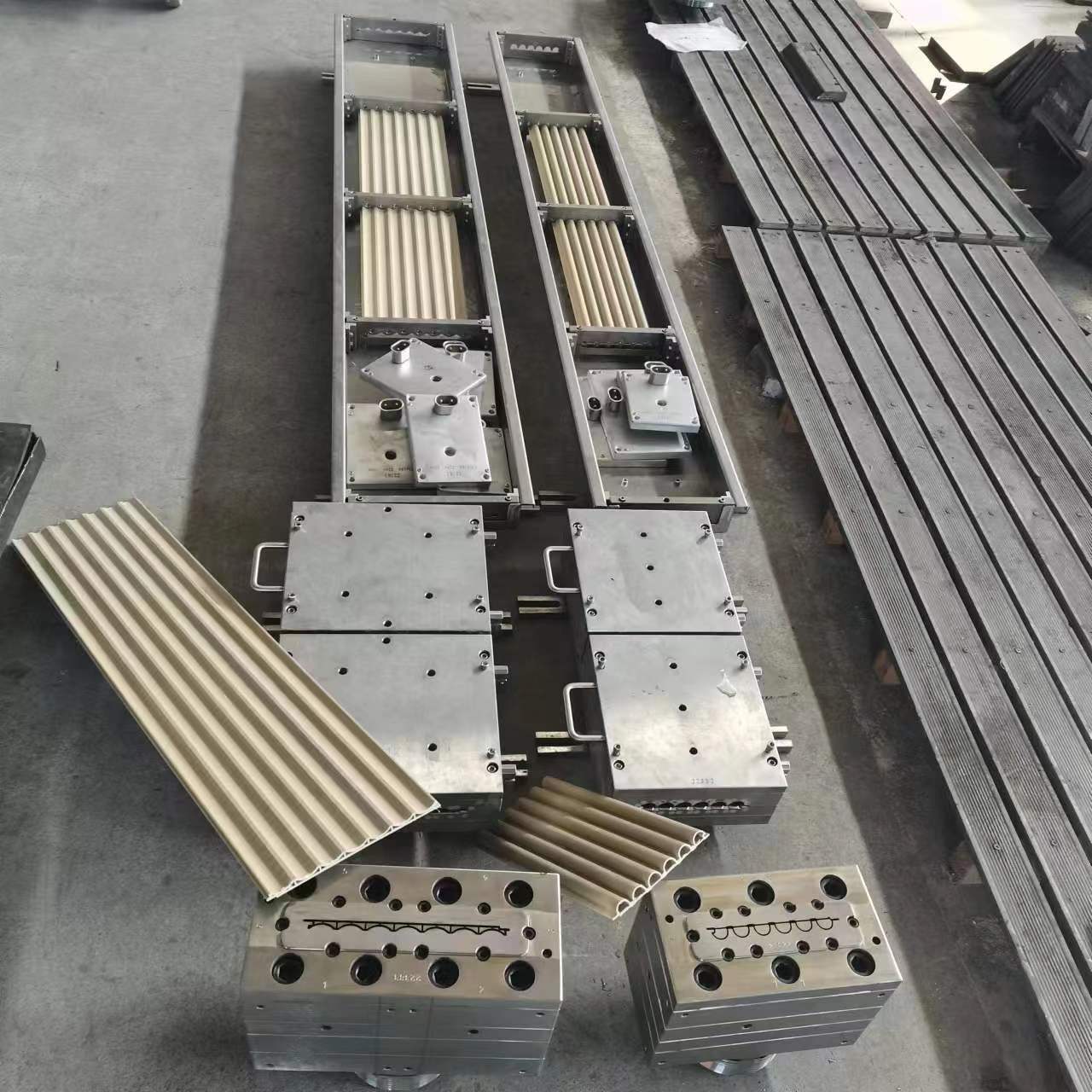 PVC木塑、發(fā)泡模具